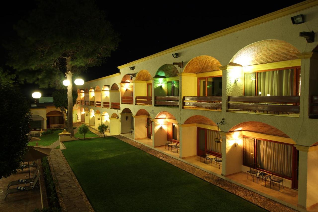 Imperio De Angeles Hotel El Penon Exterior photo